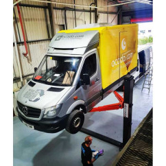 Premium 2-koloms lift 4,2 ton - met installatie en...