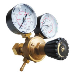 230V 5KW MIG / FLUX / LÖTEN / MMA / TIG Inverter-Schweißmaschinen-Kit mit Ausrüstung