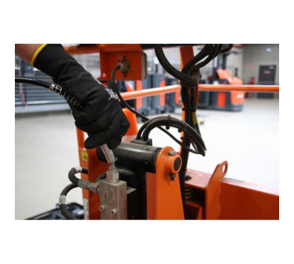 Bomba de engrase 20V 690 bar - 1 batería de iones de litio 2Ah - 1 cargador 3A - caja