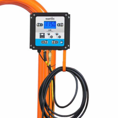 Aufpumpen des Überrollkäfigs für LKW-Reifen
